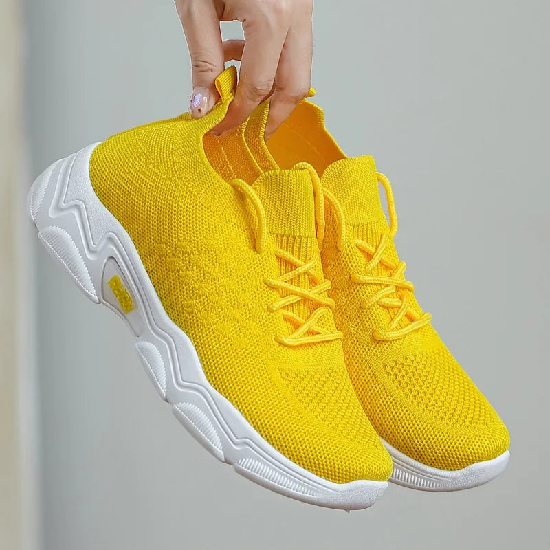 Zapatos informales amarillos de verano, zapatos planos para mujer, zapatillas de deporte de punto de malla transpirable, zapatos de tenis para mujer, zapatos ligeros para correr, zapatos de mujer