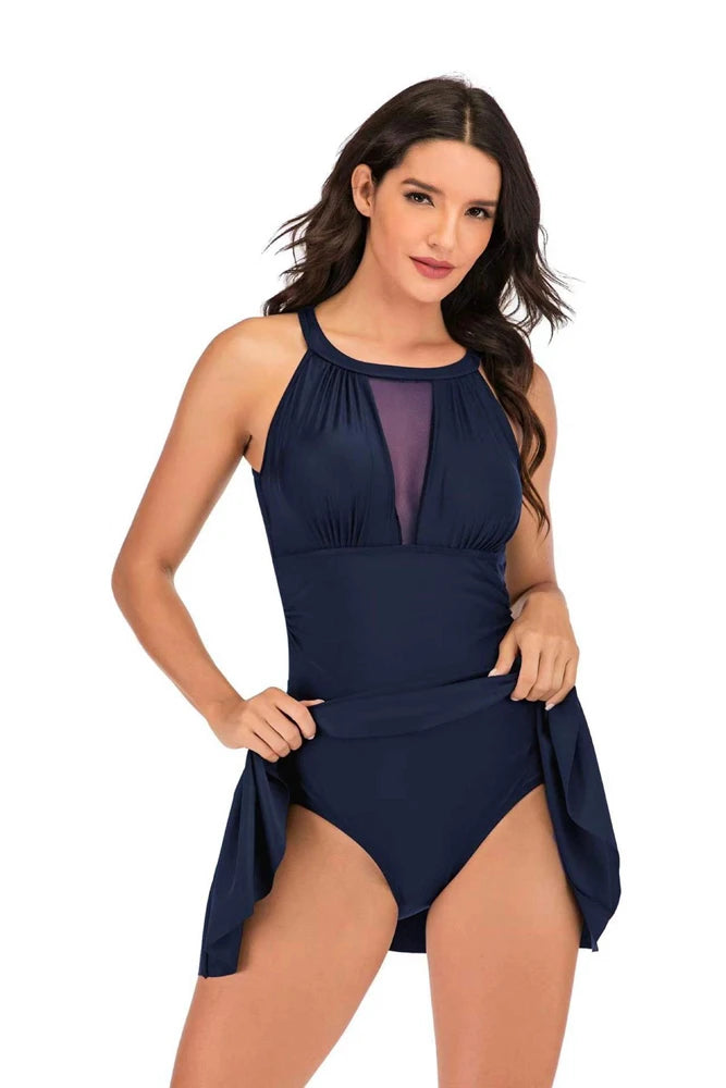 Traje de baño para mujer con pantalones cortos