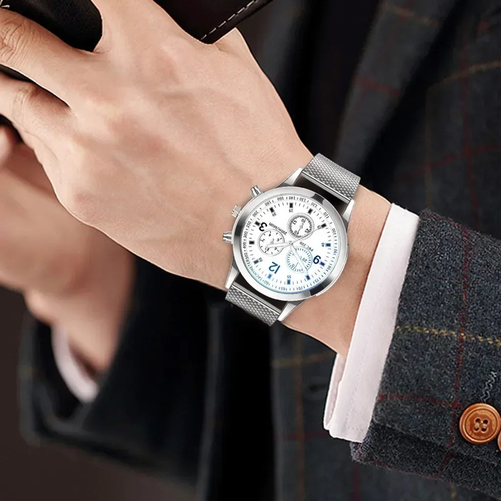Reloj de acero inoxidable elegante para hombre