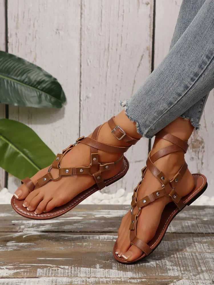 Sandalias de Mujer Roma 2026, Oferta de Verano, Sandalias Planas Retro con Hebilla en el Tobillo y Remaches, Estilo Británico, Tallas Grandes