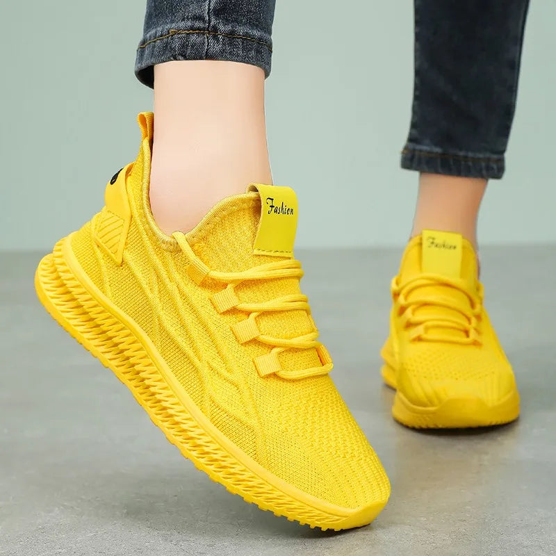 Zapatos informales amarillos de verano, zapatos planos para mujer, zapatillas de deporte de punto de malla transpirable, zapatos de tenis para mujer, zapatos ligeros para correr, zapatos de mujer