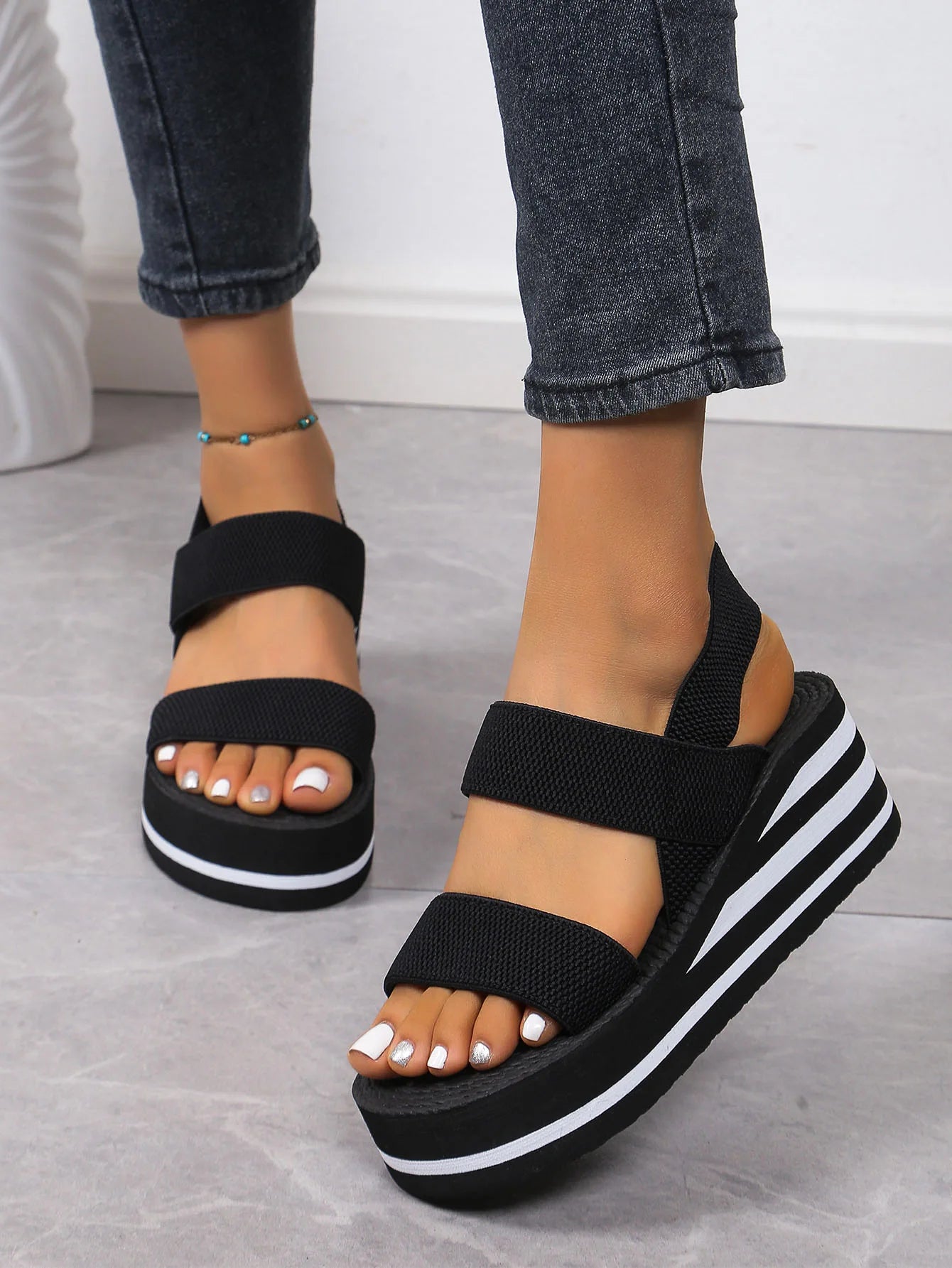 Sandalias de cuña ligeras para mujer, plataforma con punta abierta, suela gruesa, zapatos informales de verano con correa trasera, calzado de ocio