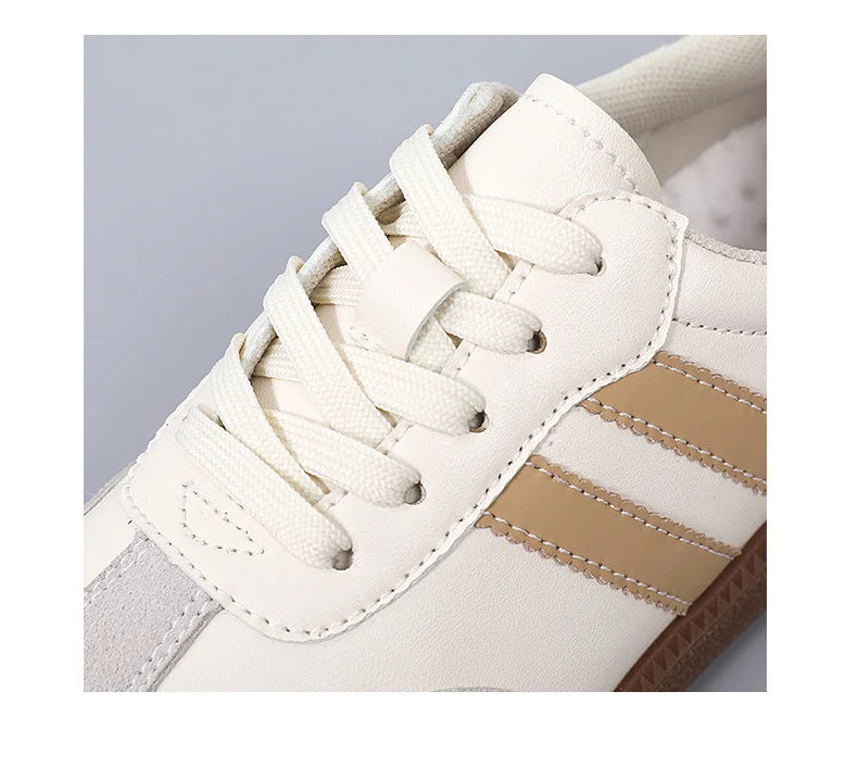 Zapatos de mujer, zapatos planos informales a la moda, zapatos vulcanizados para mujer, zapatillas para caminar al aire libre, zapatos clásicos cómodos para mujer, negro y blanco