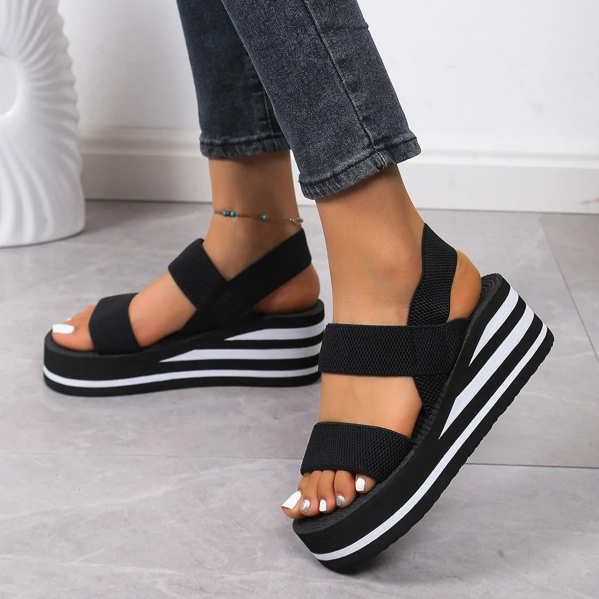 Sandalias de cuña ligeras para mujer, plataforma con punta abierta, suela gruesa, zapatos informales de verano con correa trasera, calzado de ocio